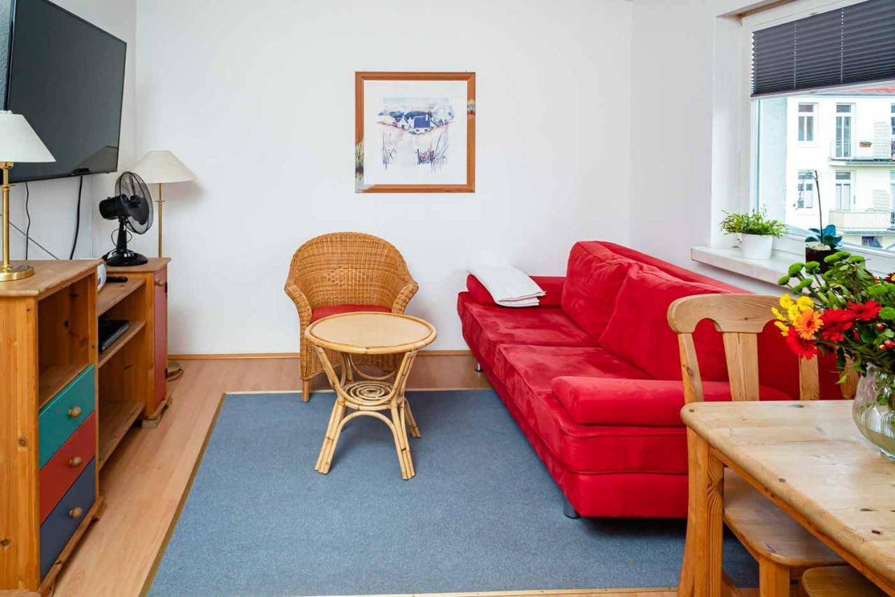 Apartmenthaus Chrischanshof Rostock Exterior photo